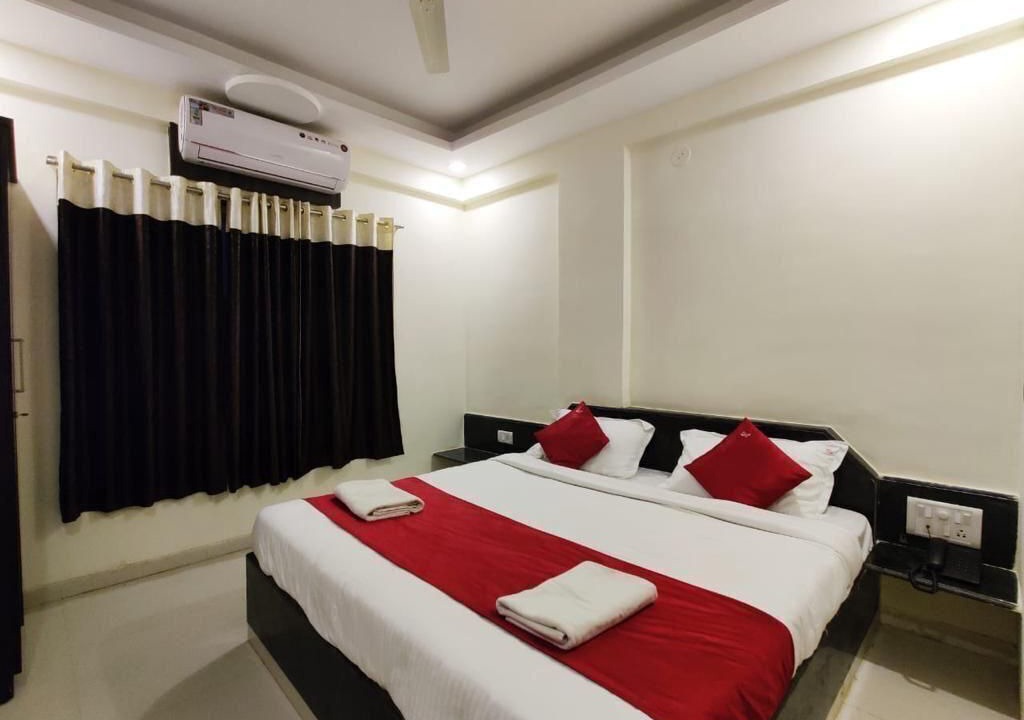 Photo of Bedroom in Mahabaleshwar