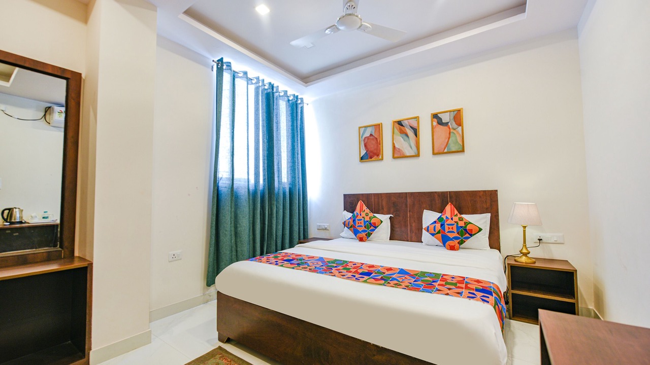 Photo of Bedroom in Mayapur