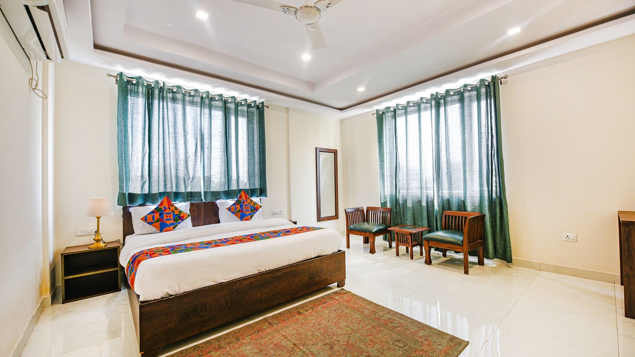 Photo of Bedroom in Mayapur