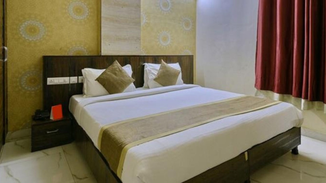Photo of Bedroom in Raja Park