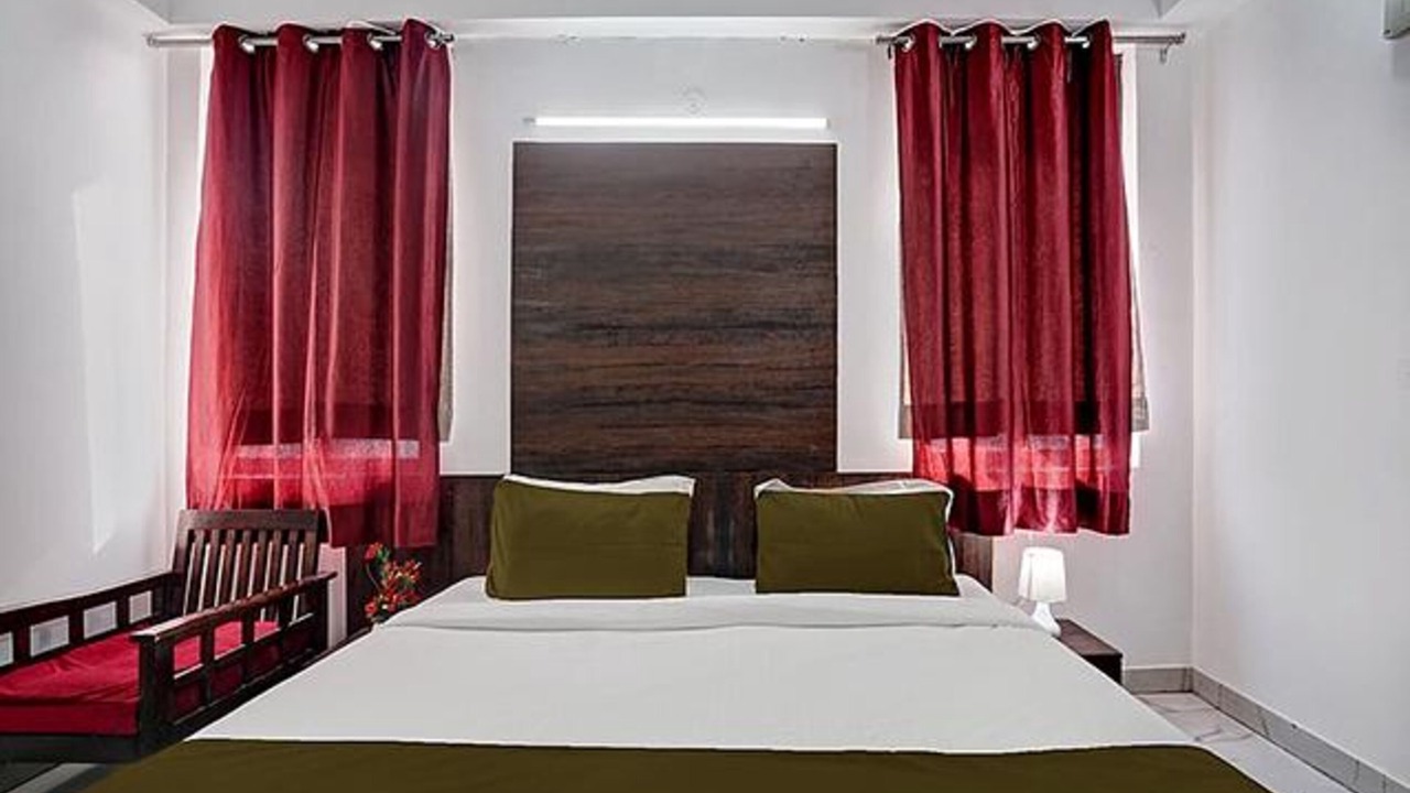 Photo of Bedroom in Raja Park