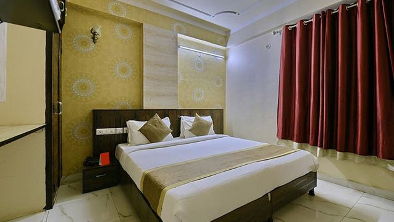 Photo of Bedroom in Raja Park