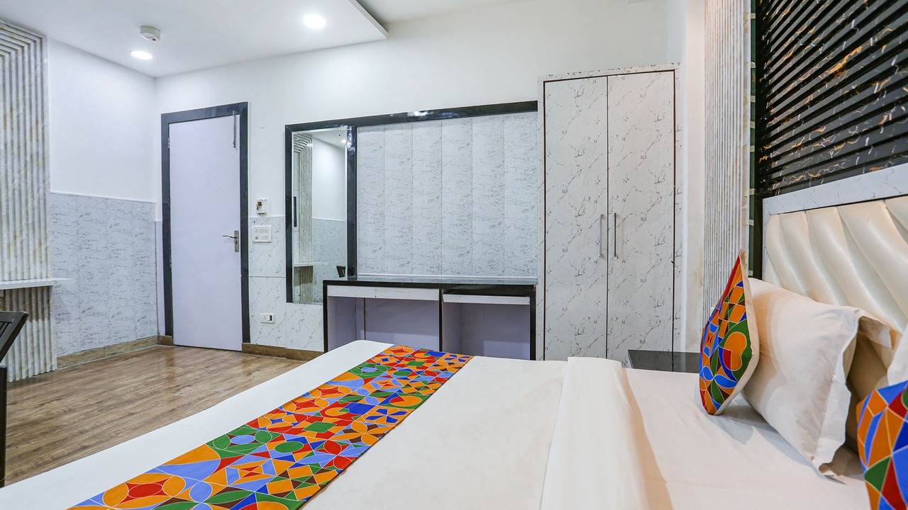 Photo of Bedroom in Karol Bagh