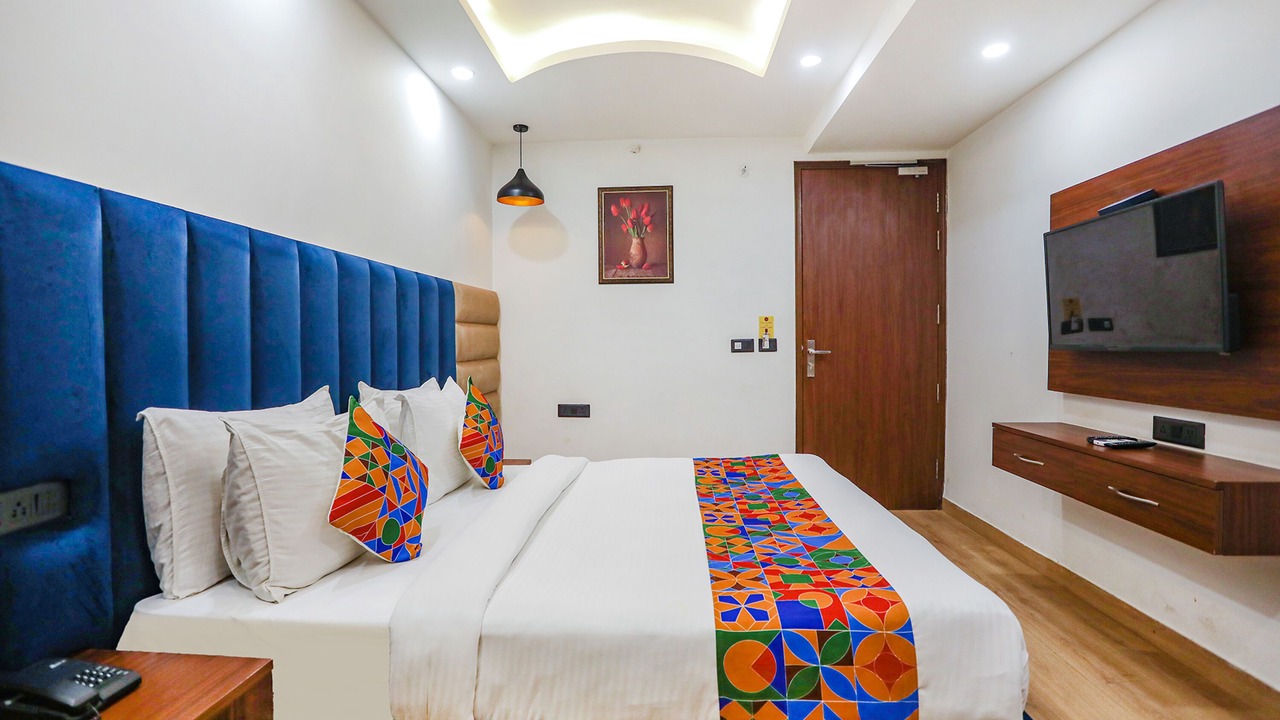 Photo of Bedroom in Kalkaji