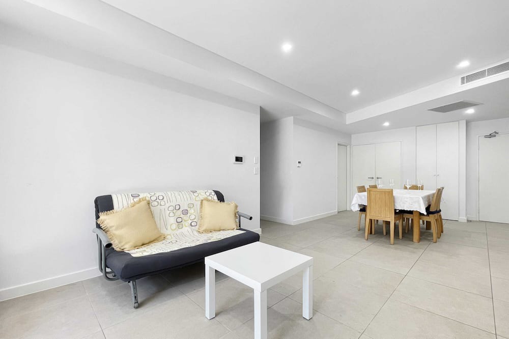 Photo of Livingroom in Botany
