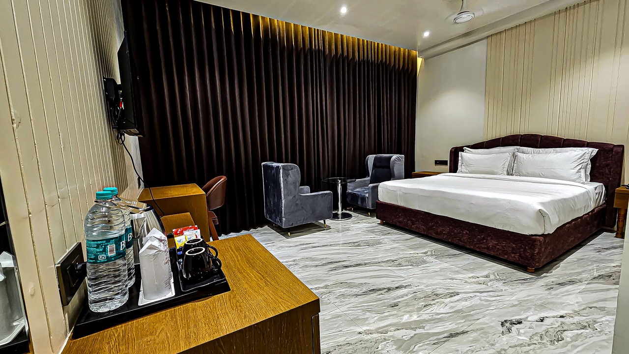 Photo of Bedroom in Somnath