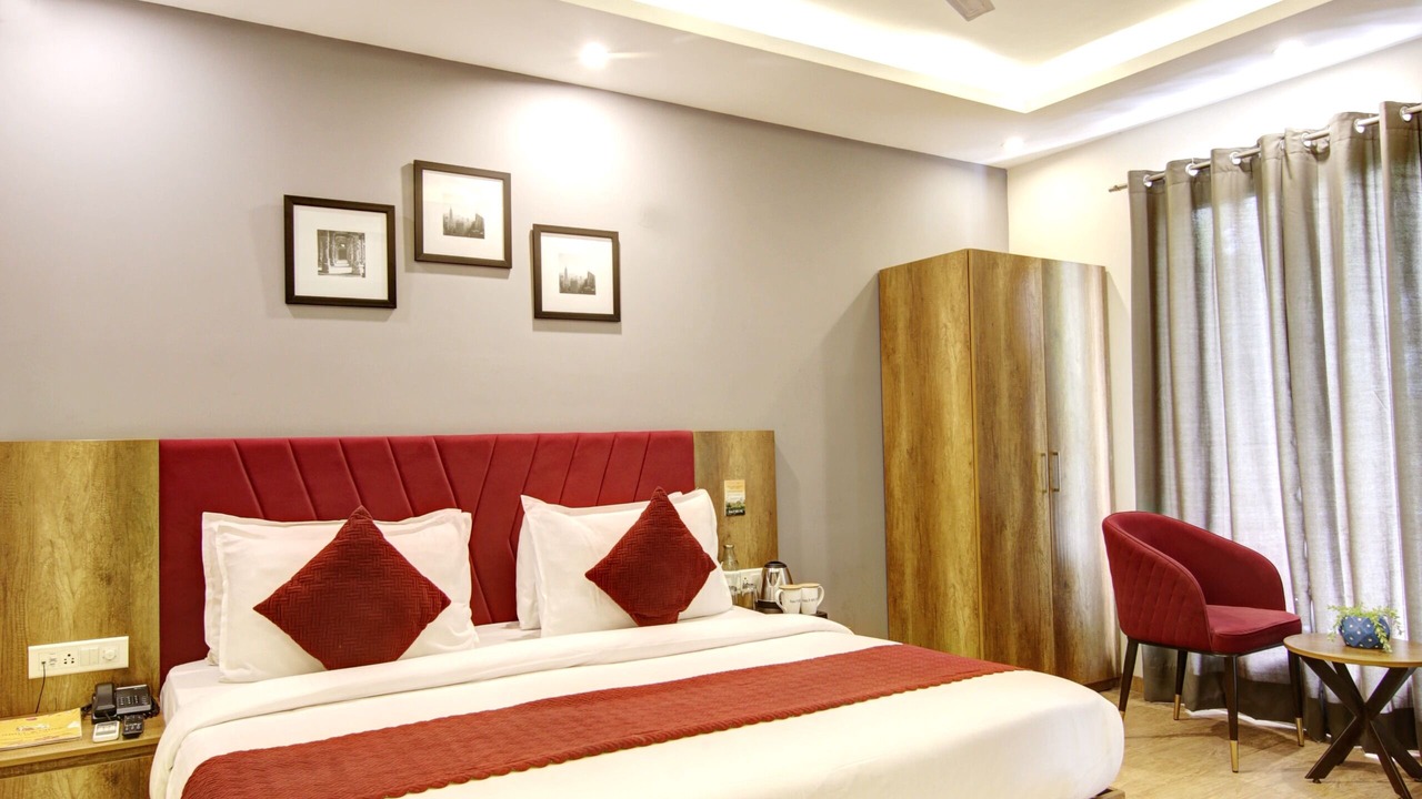 Photo of Bedroom in Sushant Lok