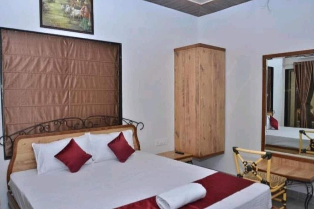Photo of Bedroom in Bhilar
