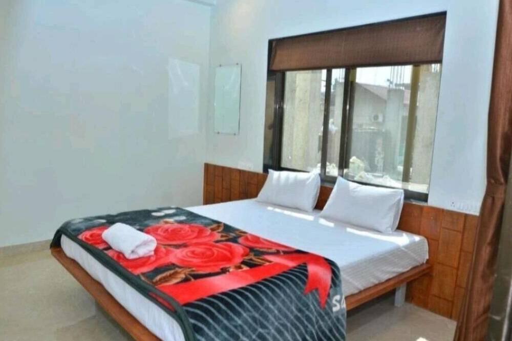 Photo of Bedroom in Bhilar