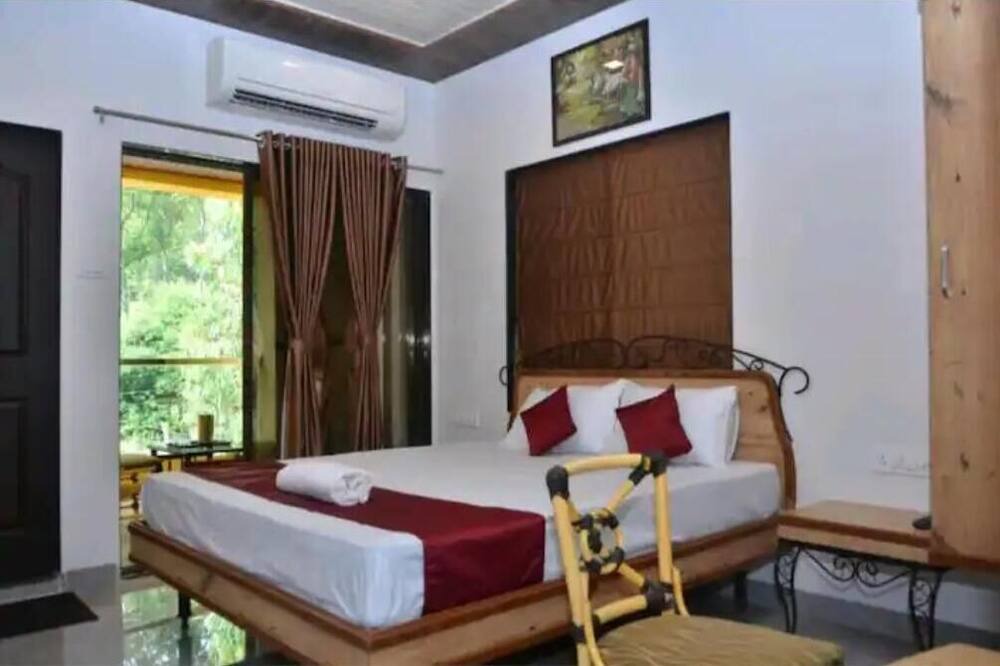 Photo of Bedroom in Bhilar