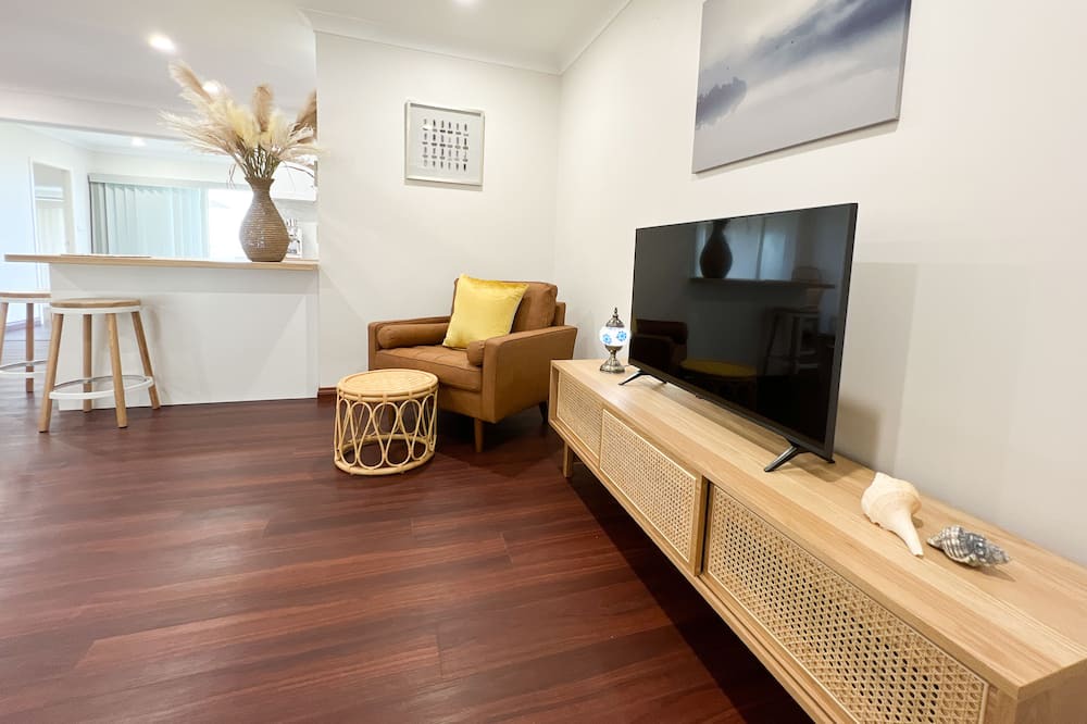 Photo of Livingroom in Central Coast