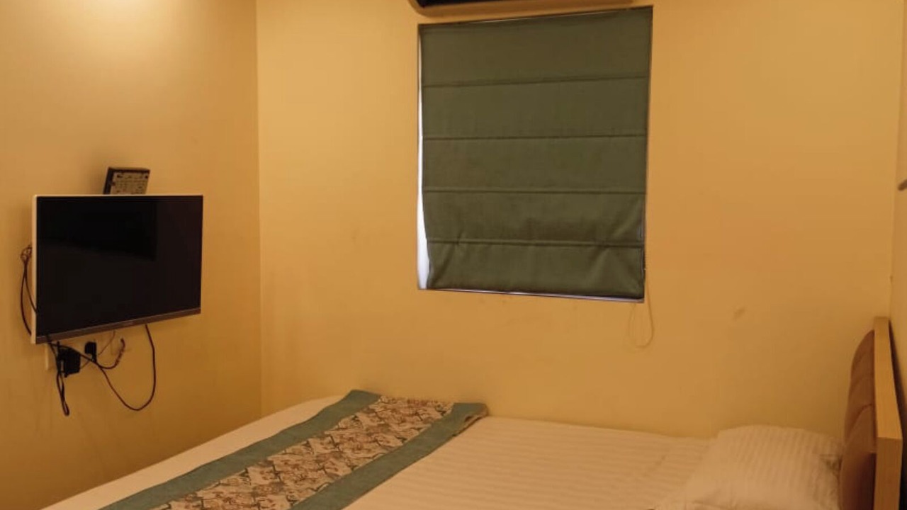 Photo of Bedroom in Ballygunge