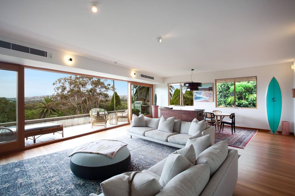 Photo of Others in Bellevue Hill
