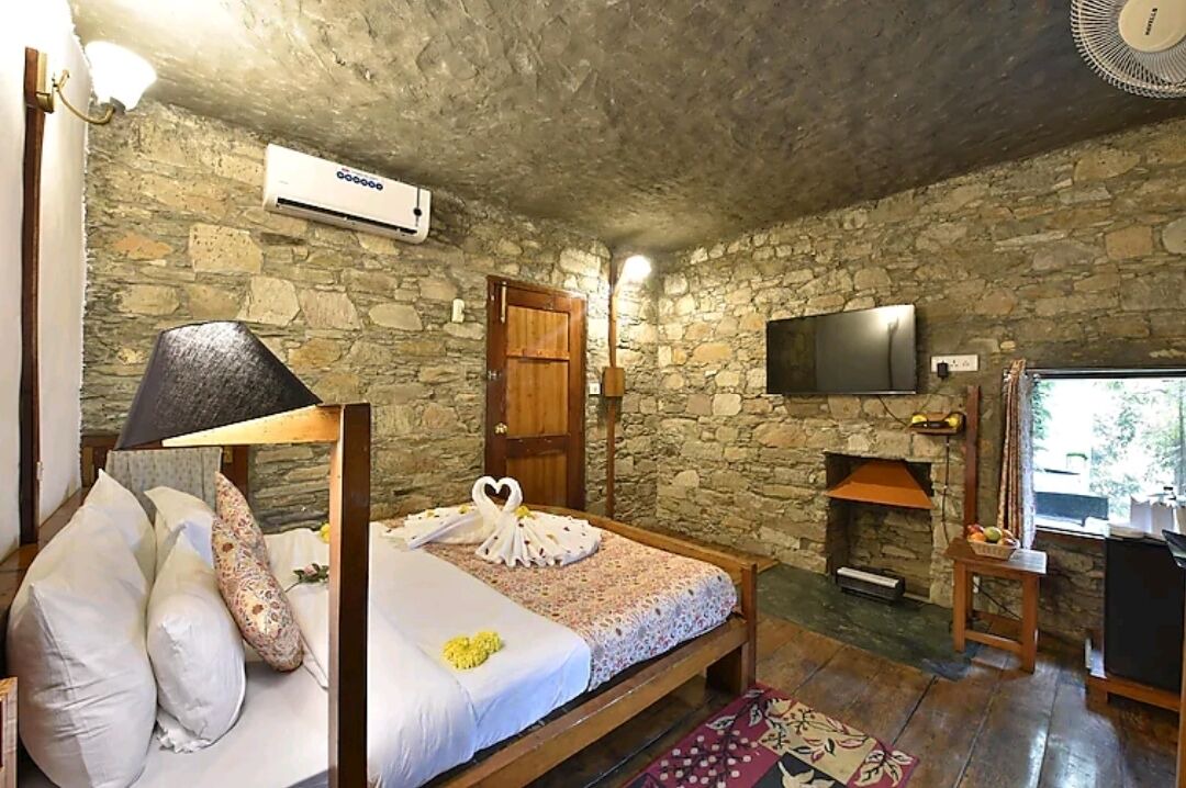 Photo of Bedroom in Bhimtal