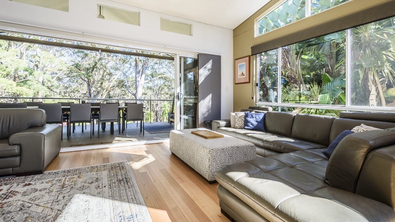 Photo of Livingroom in Macmasters Beach