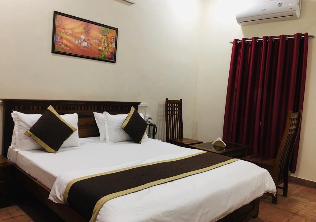 Photo of Bedroom in Mount Abu