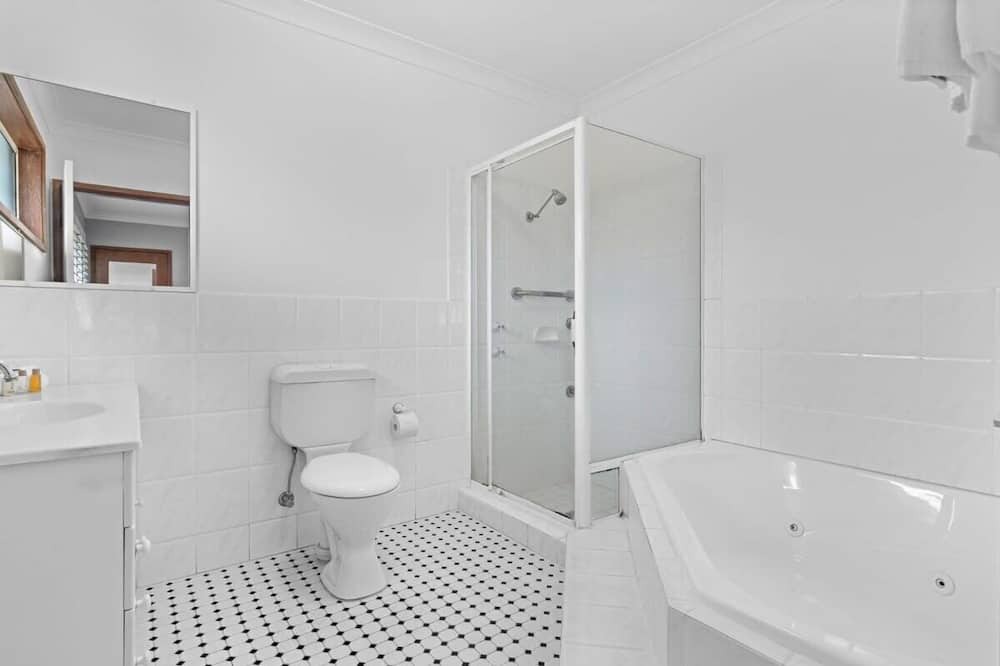 Photo of Bathroom in Chittaway Point