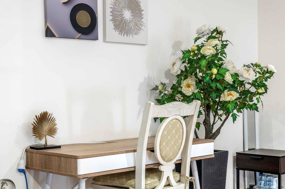 Photo of Livingroom in Narrabundah