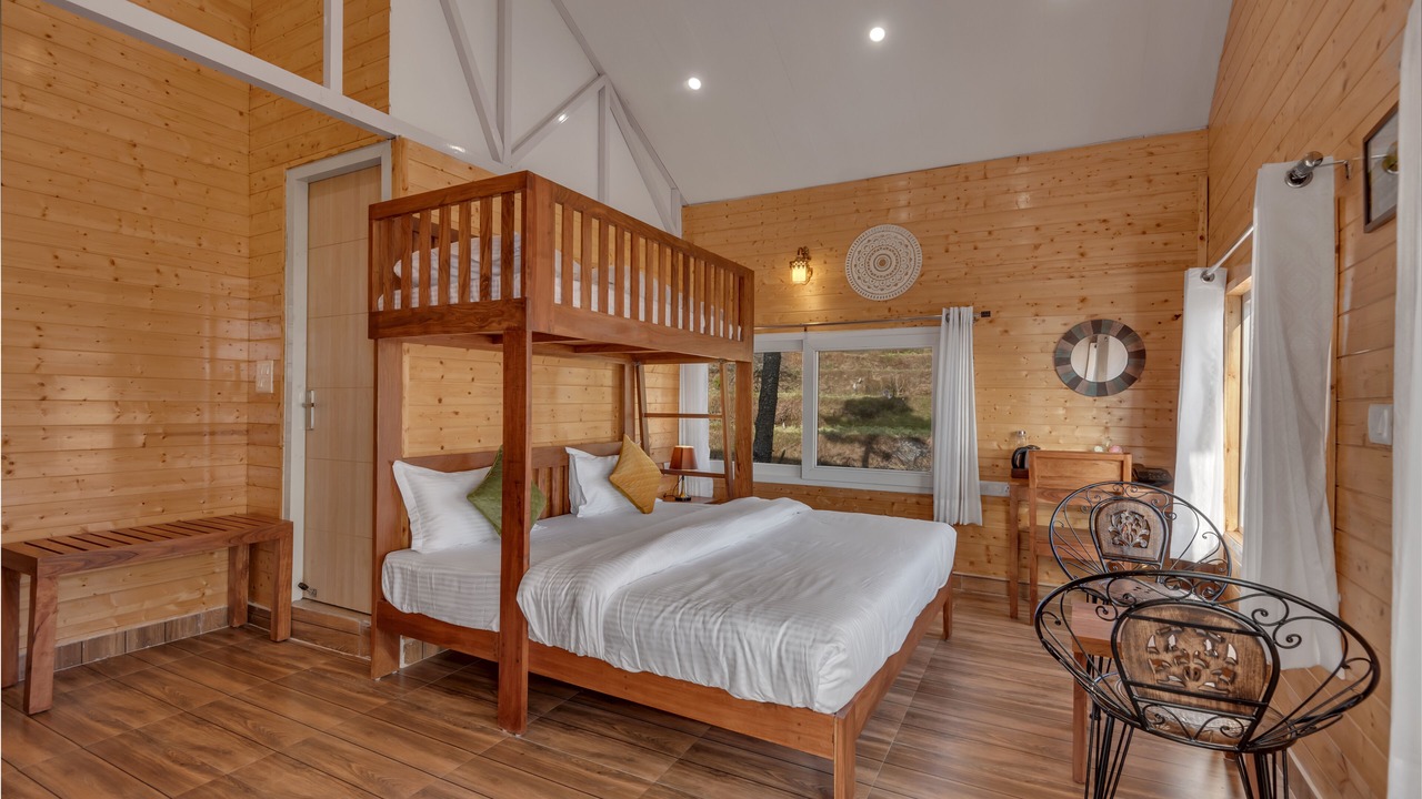 Photo of Bedroom in Tehri
