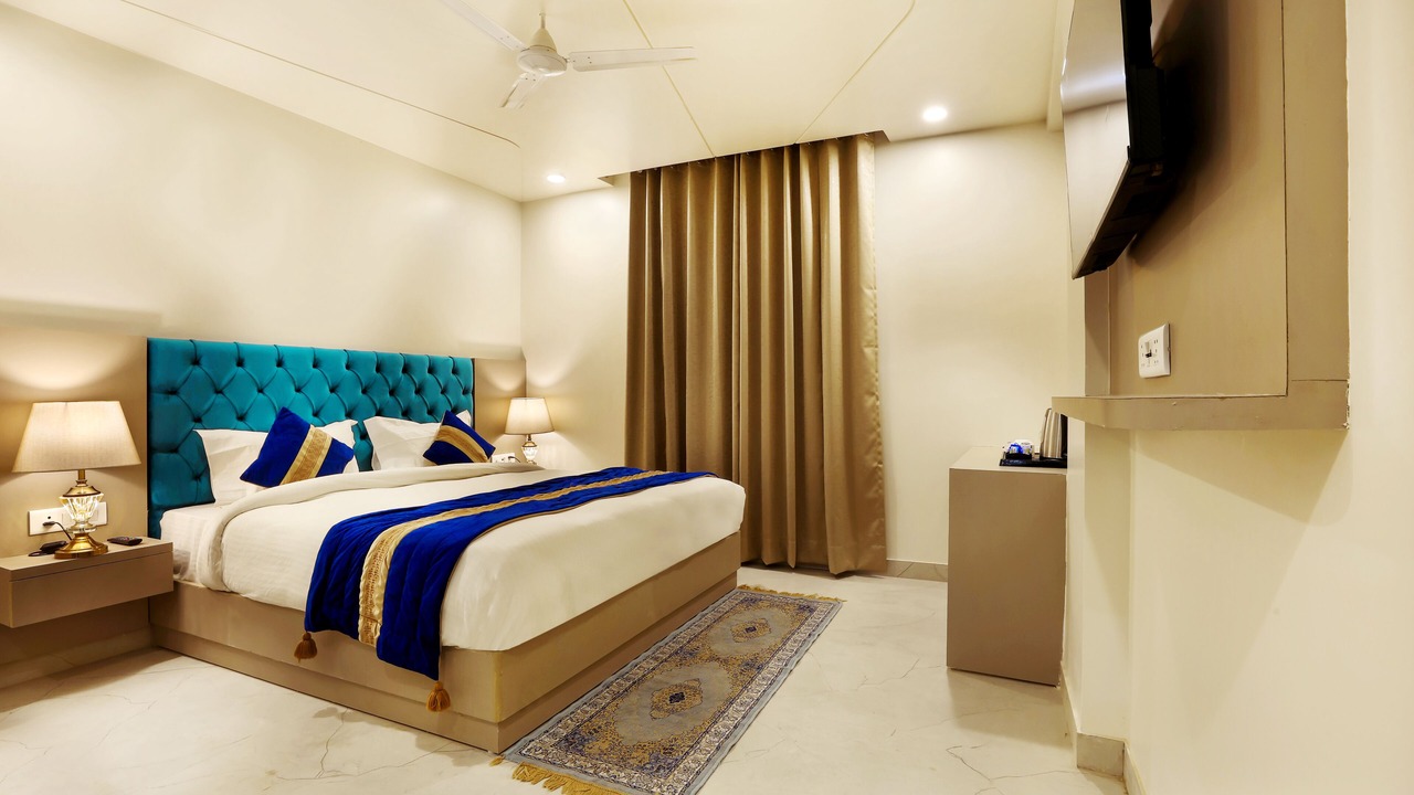 Photo of Bedroom in Mahipalpur Extension