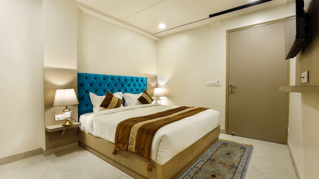Photo of Bedroom in Mahipalpur Extension