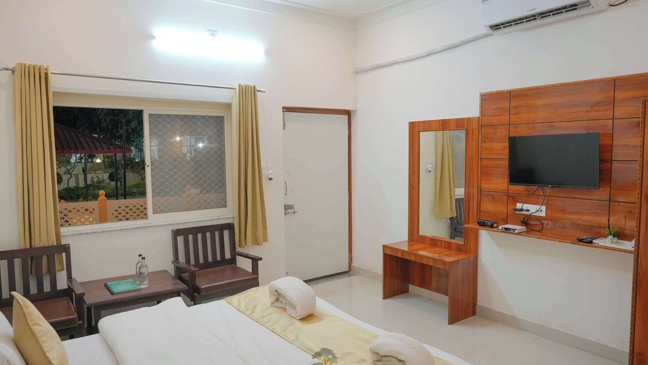 Photo of Bedroom in Gogunda