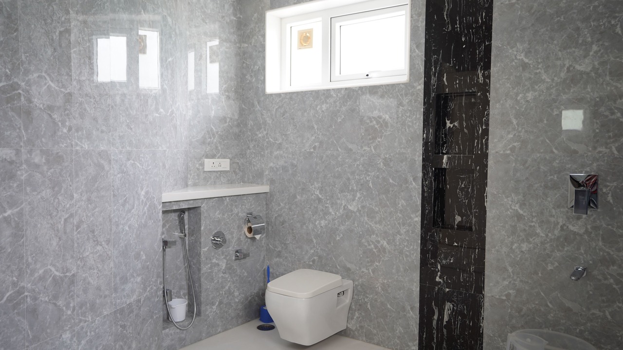 Photo of Bathroom in Desuri