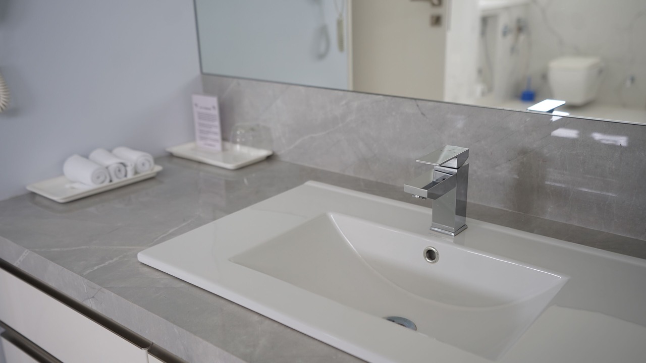 Photo of Bathroom in Desuri
