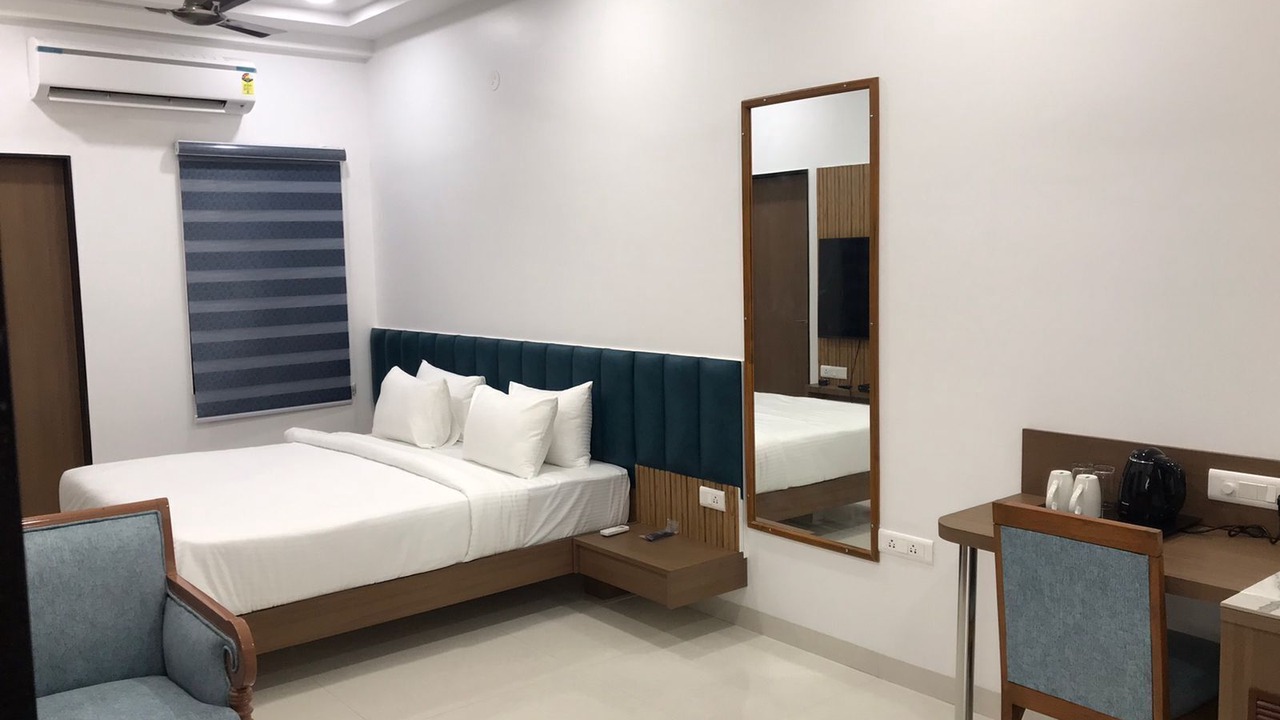 Photo of Bedroom in Desuri