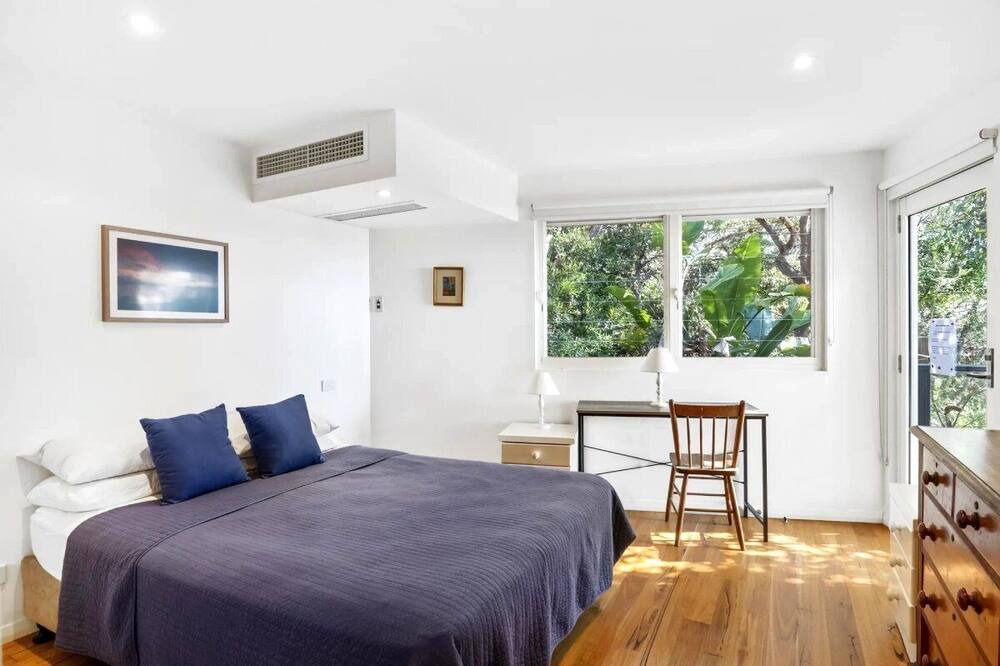 Photo of Bedroom in Hardys Bay
