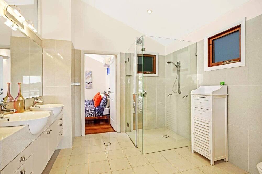 Photo of Bathroom in Killcare