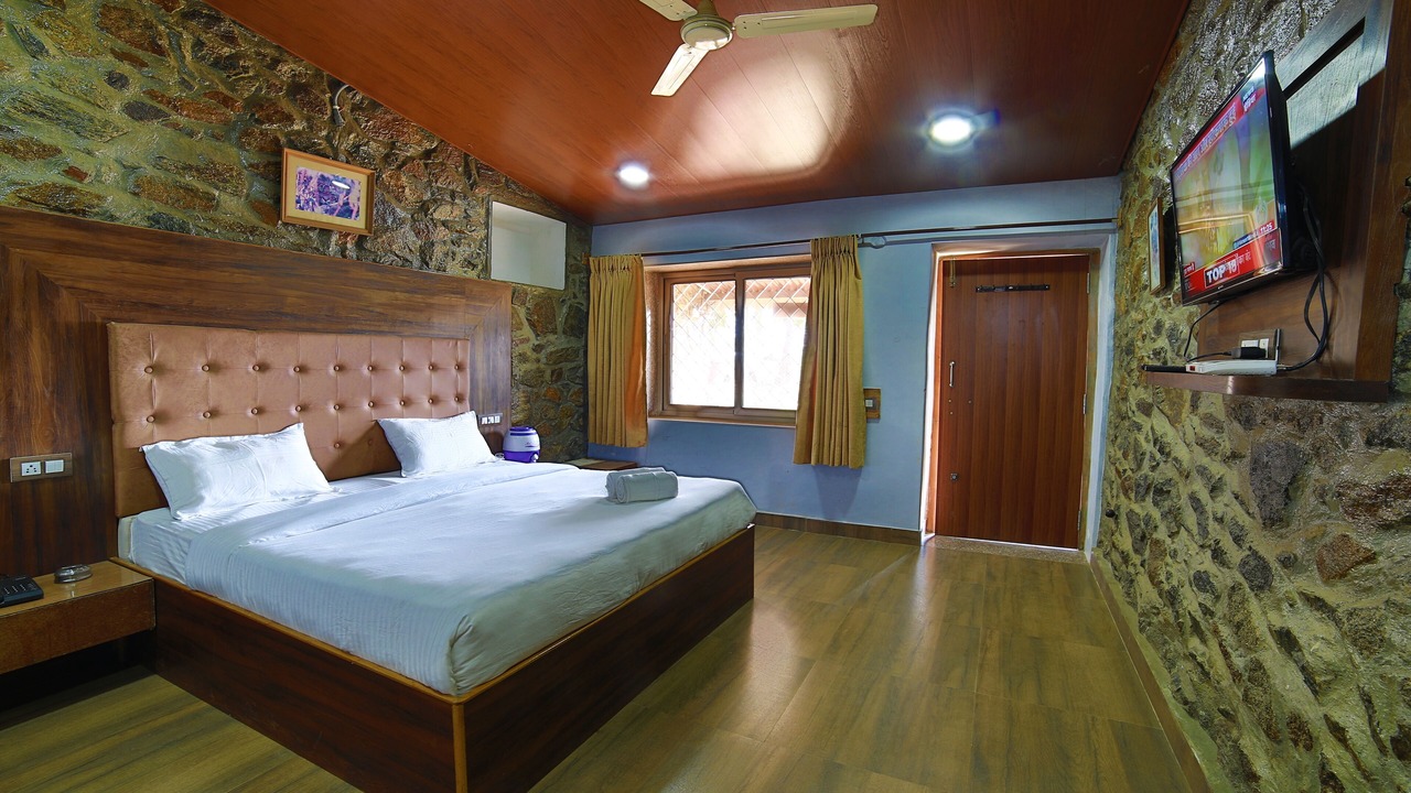 Photo of Bedroom in Mount Abu