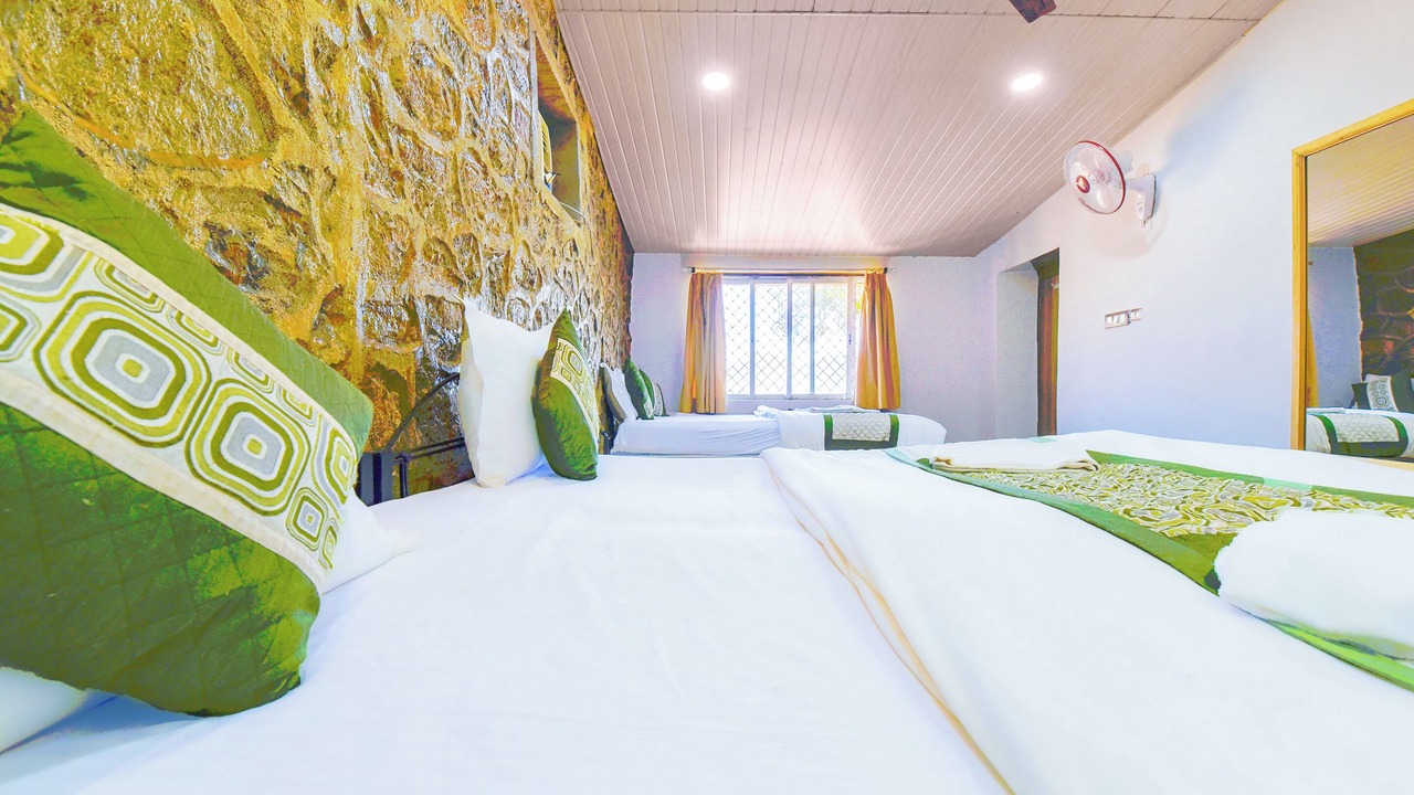 Photo of Bedroom in Mount Abu