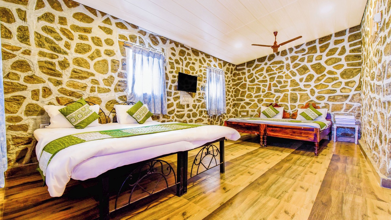 Photo of Bedroom in Mount Abu