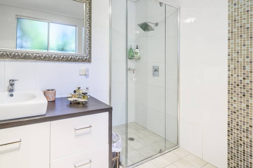 Photo of Bathroom in Macmasters Beach
