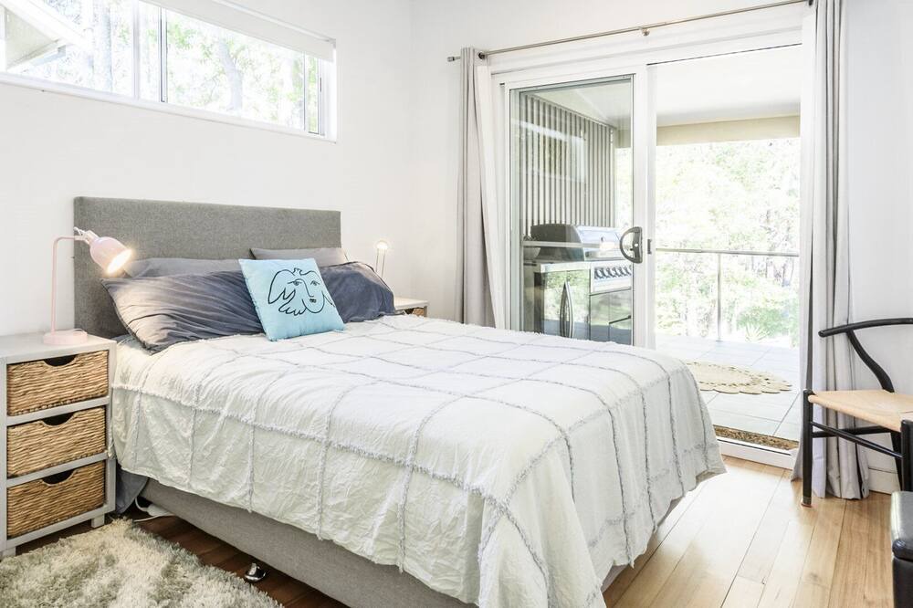 Photo of Bedroom in Macmasters Beach