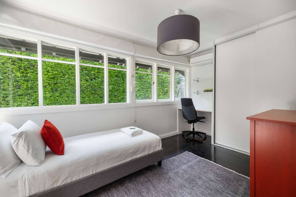 Photo of Others in Bellevue Hill