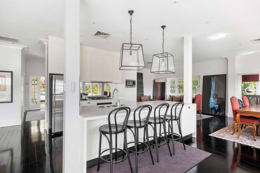 Photo of Others in Bellevue Hill
