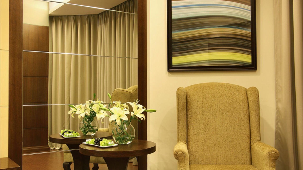 Photo of Bedroom in Alkapuri