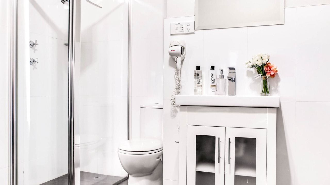 Photo of Bathroom in Arncliffe