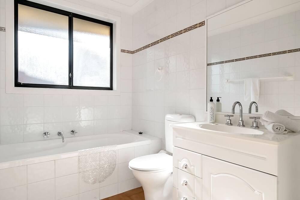 Photo of Bathroom in Cronulla