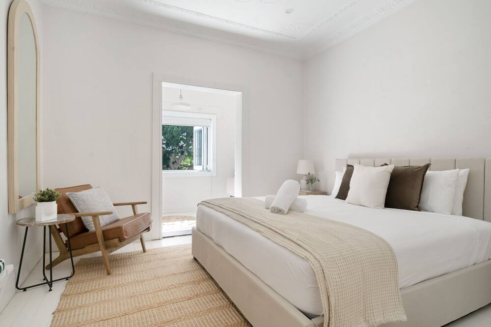 Photo of Others in Bellevue Hill