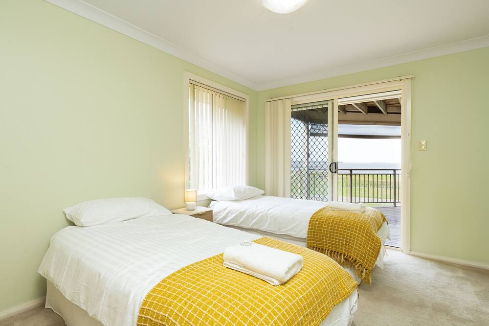 Photo of Bedroom in Berkeley Vale