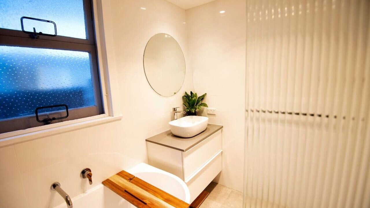 Photo of Bathroom in Narrabeen