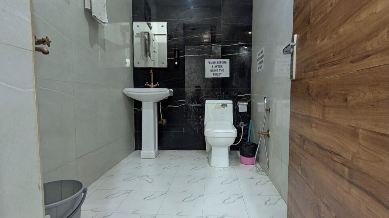 Photo of Bathroom in Basai