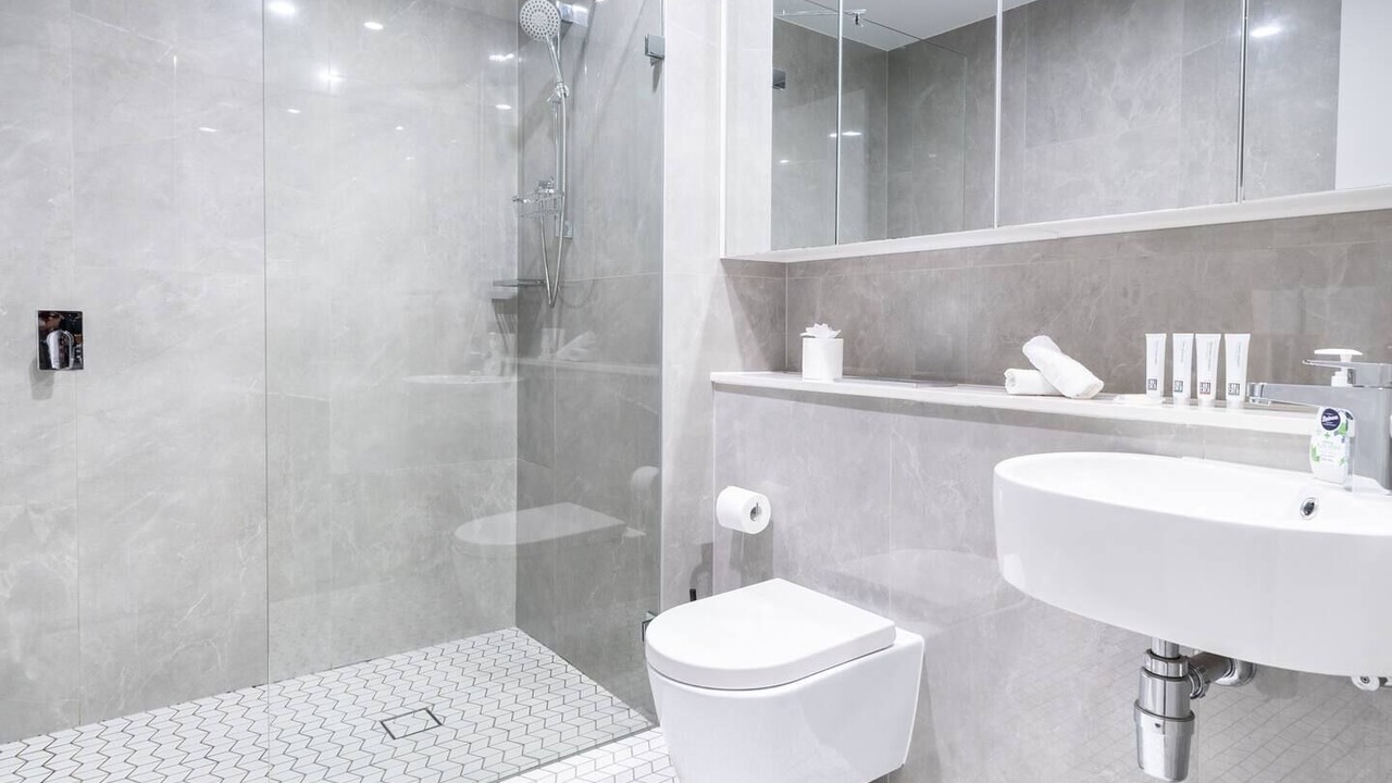 Photo of Bathroom in Eastgardens