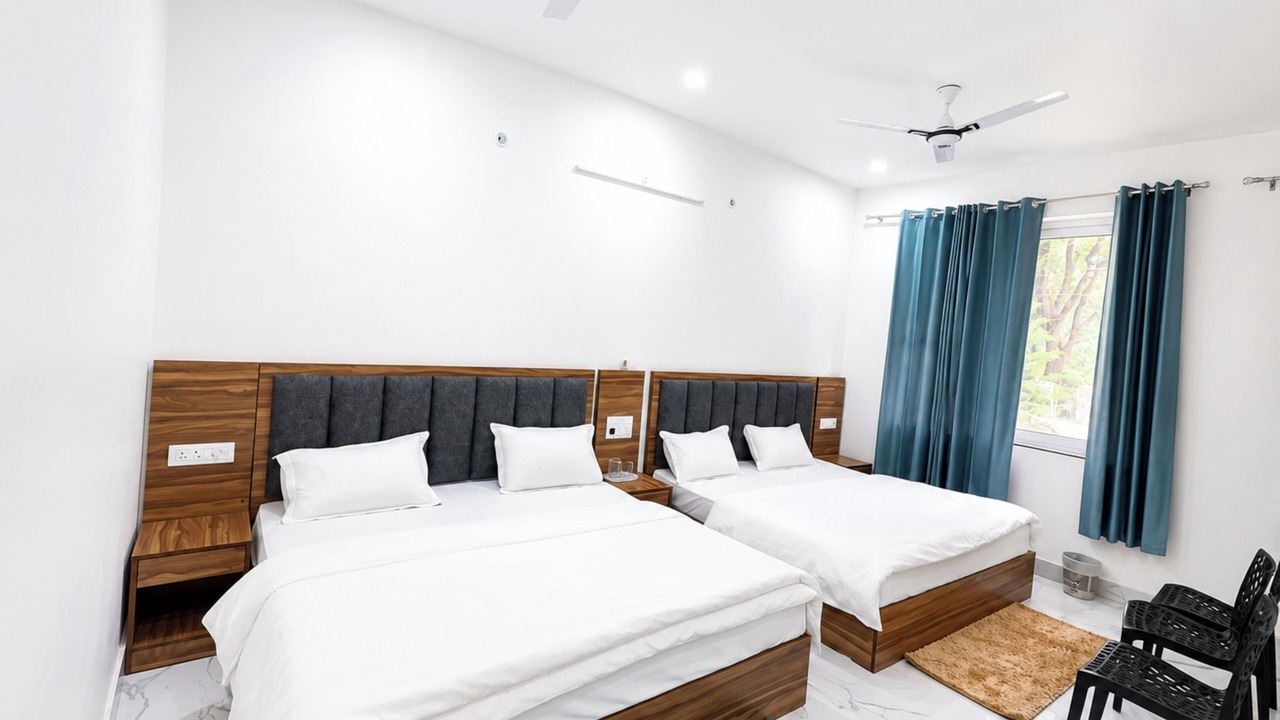 Photo of Bedroom in Gangotri