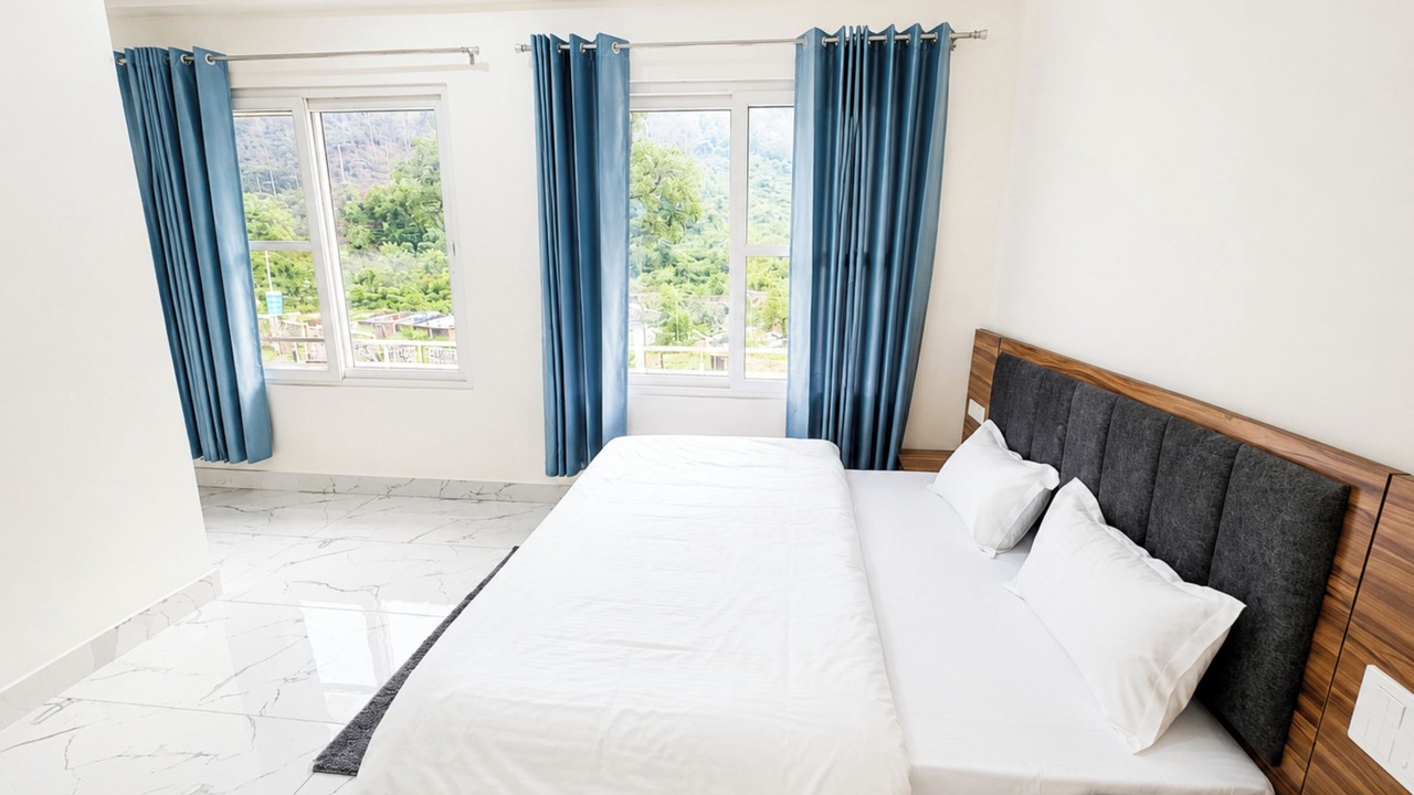 Photo of Bedroom in Gangotri