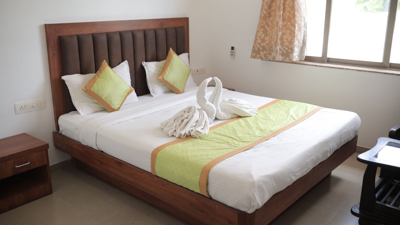 Photo of Bedroom in Dharampur