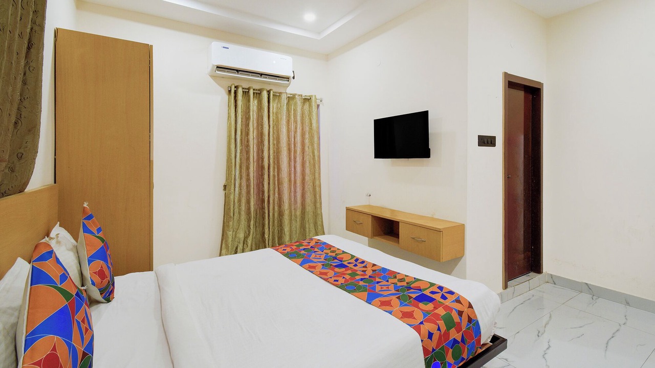 Photo of Bedroom in Karimnagar